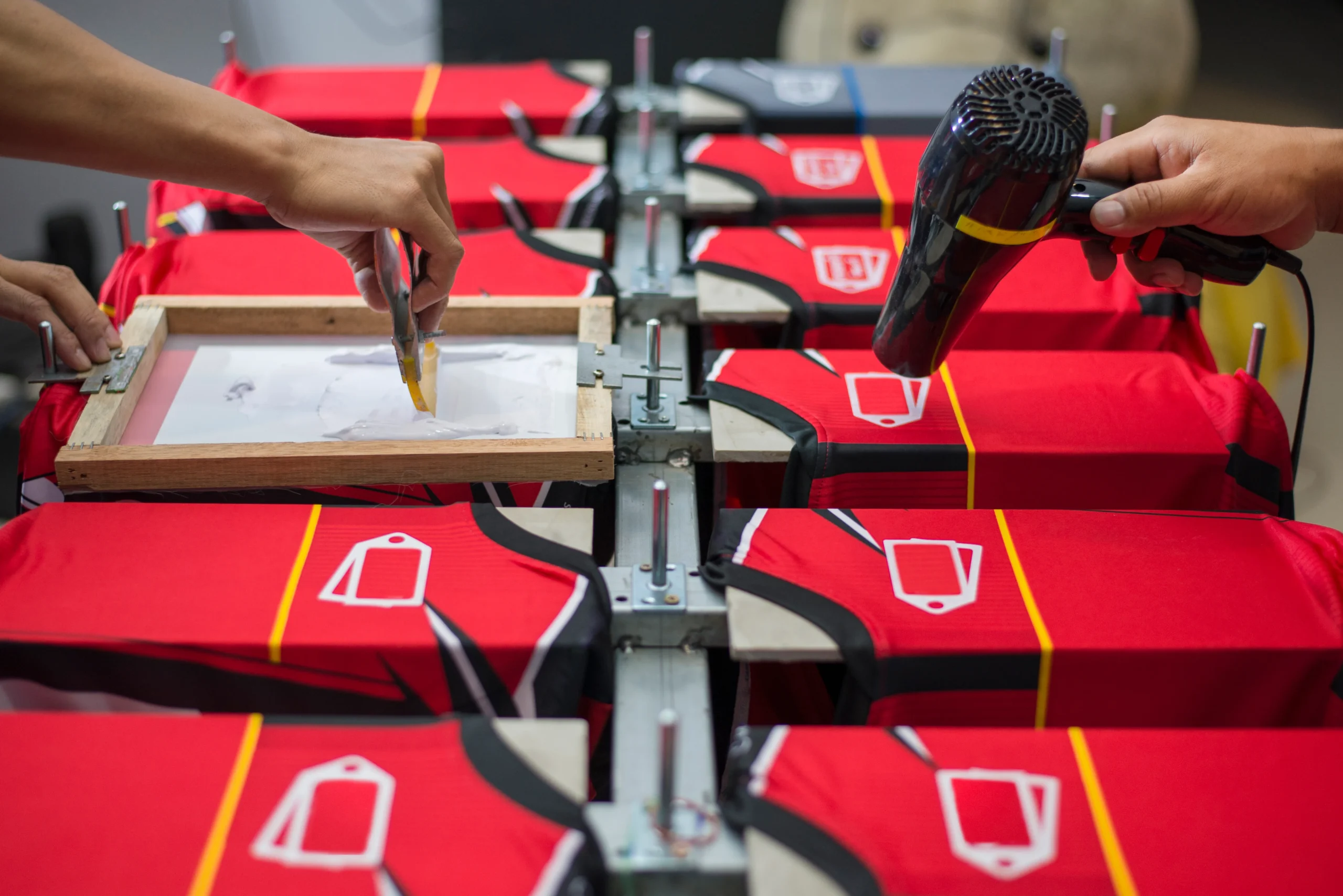 How Long Does Screen Printing Take to Dry? Complete Guide for Perfect Prints
