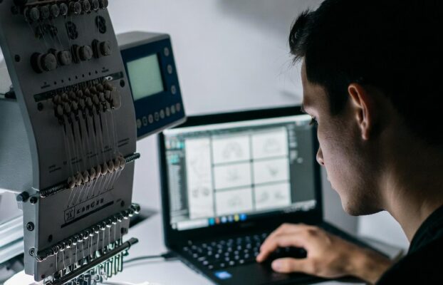 Digital Embroidery Software: Features, Benefits & Smart Comparisons